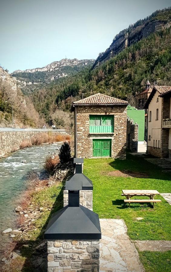 Albergue Armaia Artepea Urzainqui Esterno foto