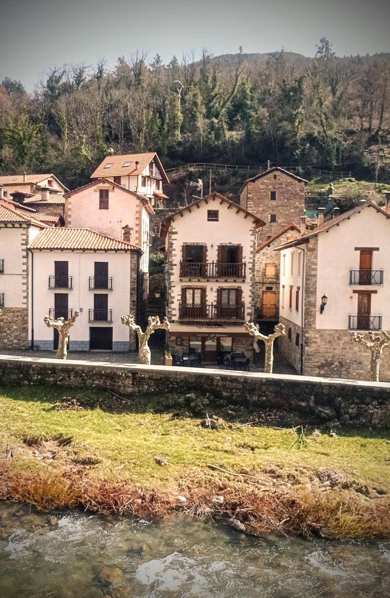 Albergue Armaia Artepea Urzainqui Esterno foto