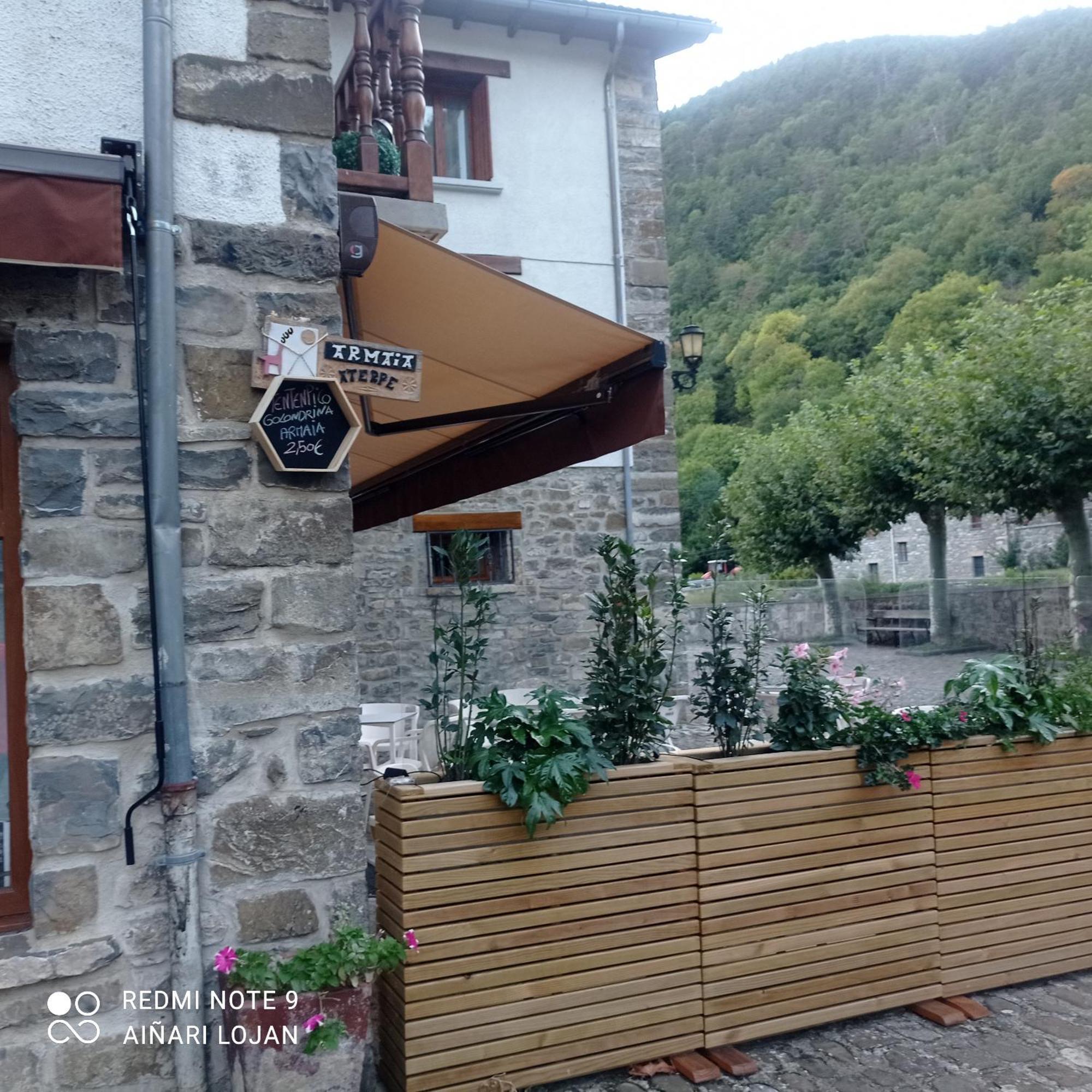 Albergue Armaia Artepea Urzainqui Esterno foto
